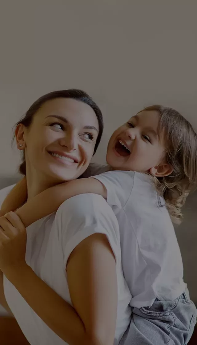 1366px x 532px desktop black 5